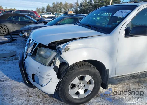 2011 Nissan Pathfinder S z USA, uszkodzony, nr VIN 5N1AR1NB6BC630824